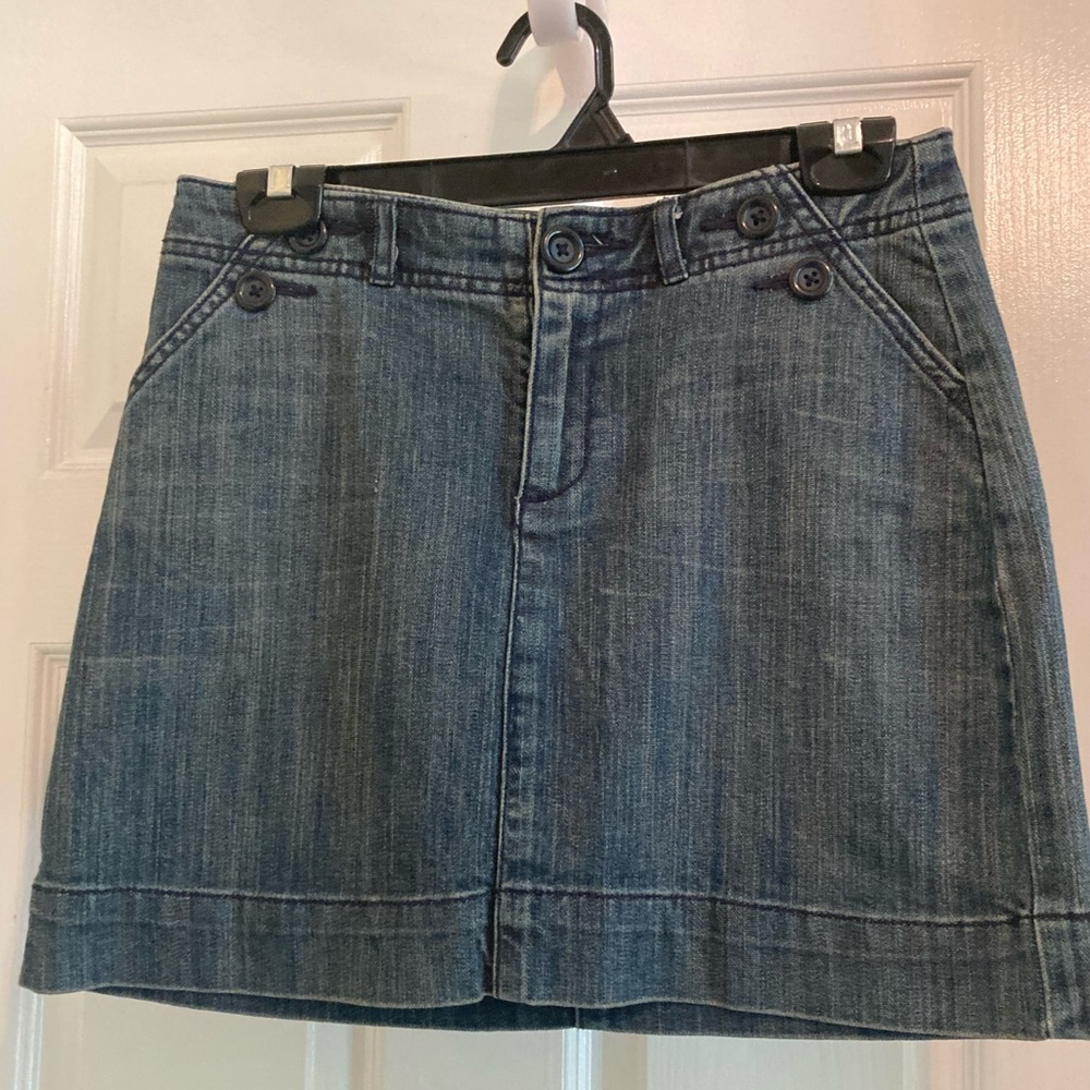 Gap mini jean a line denim skirt sz 4
